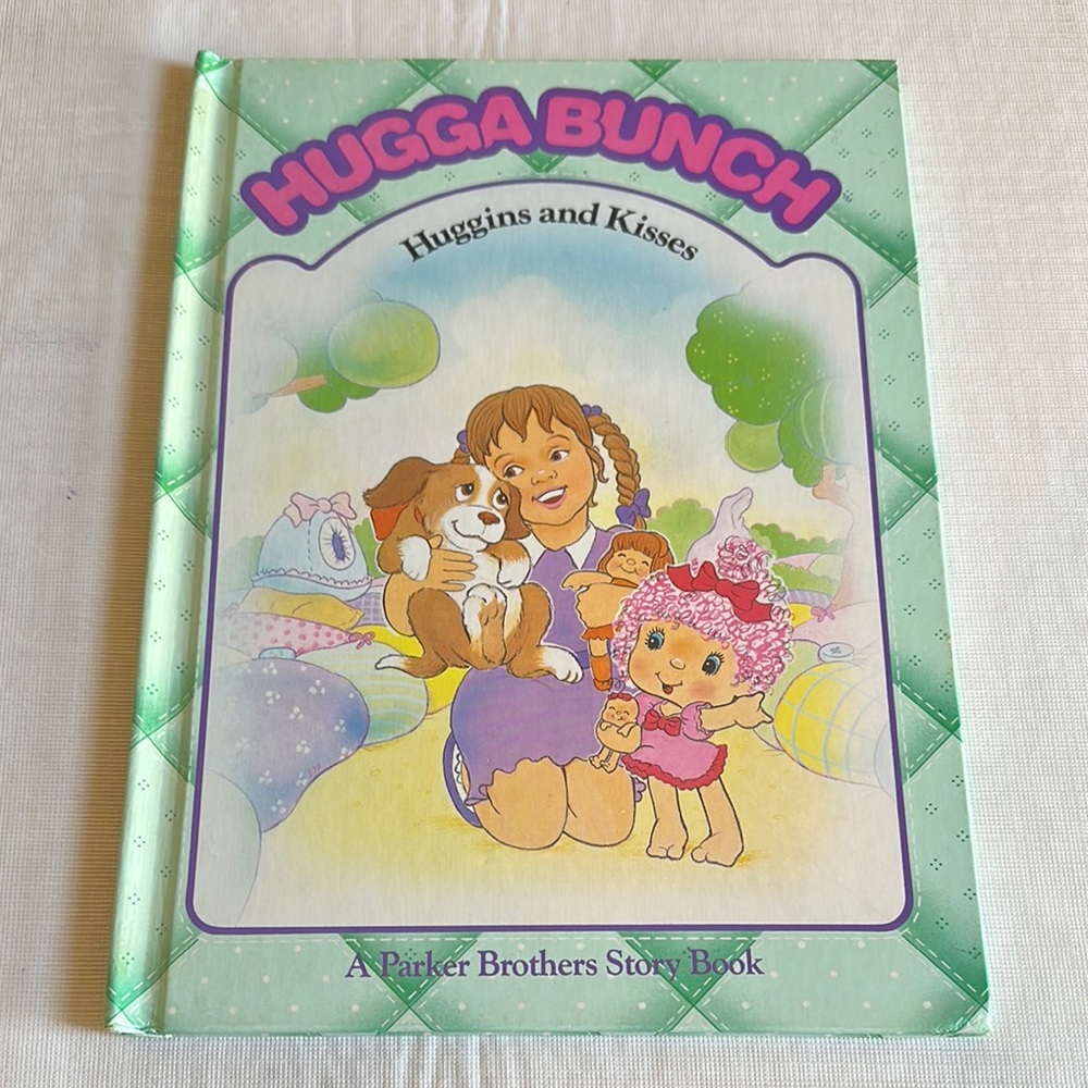 Parker Brothers *VINTAGE* Hugga Bunch "Huggins and Kisses" Children's Book